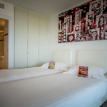 Royal - Luxury Hotel, Résidence, Beach&spa 4*