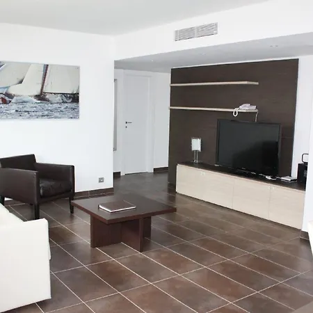 Hotel Royal - Luxury Hotel, Résidence, Beach&spa